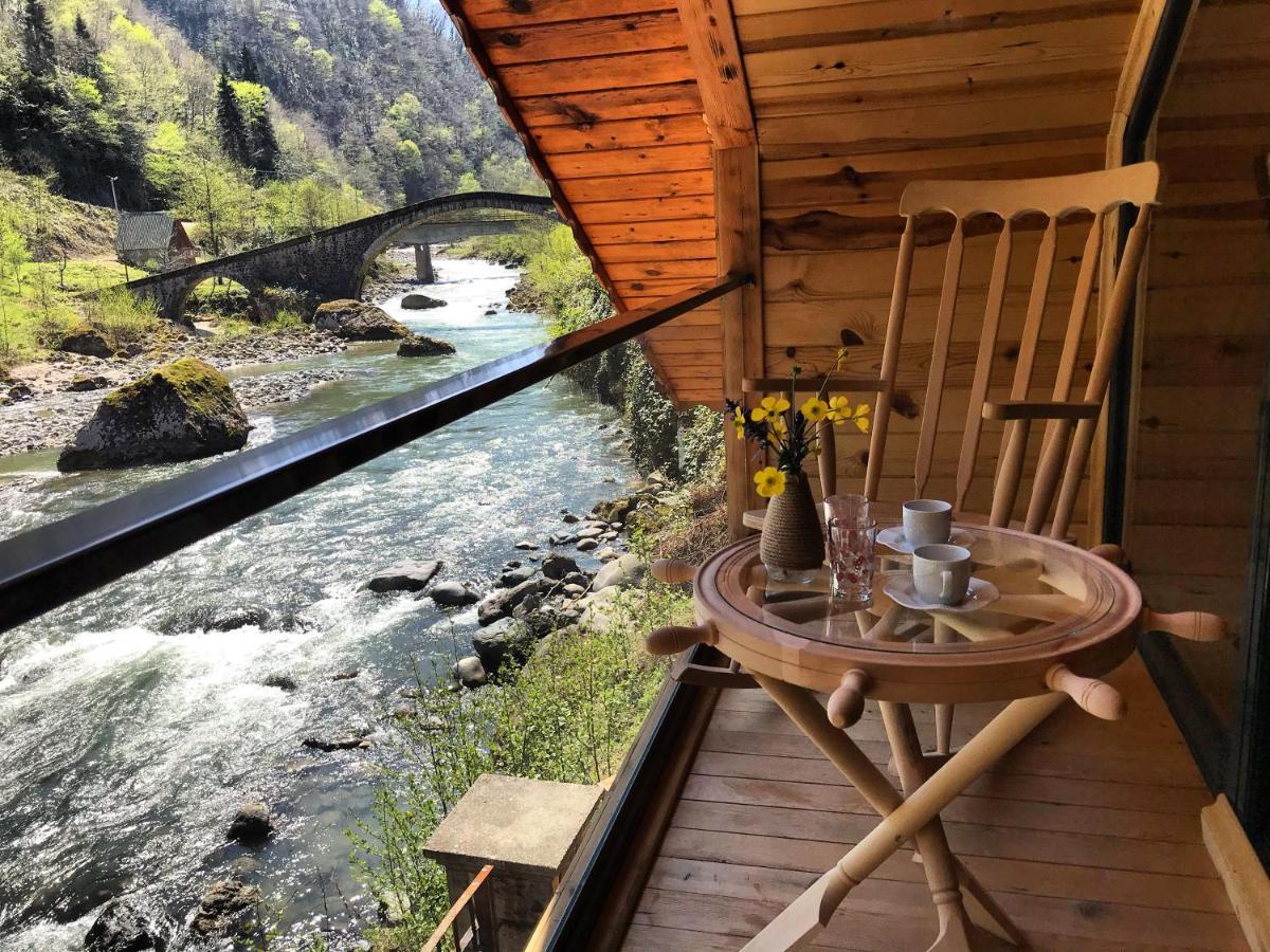 Tuva Villa Bungalov Camlihemsin Luaran gambar